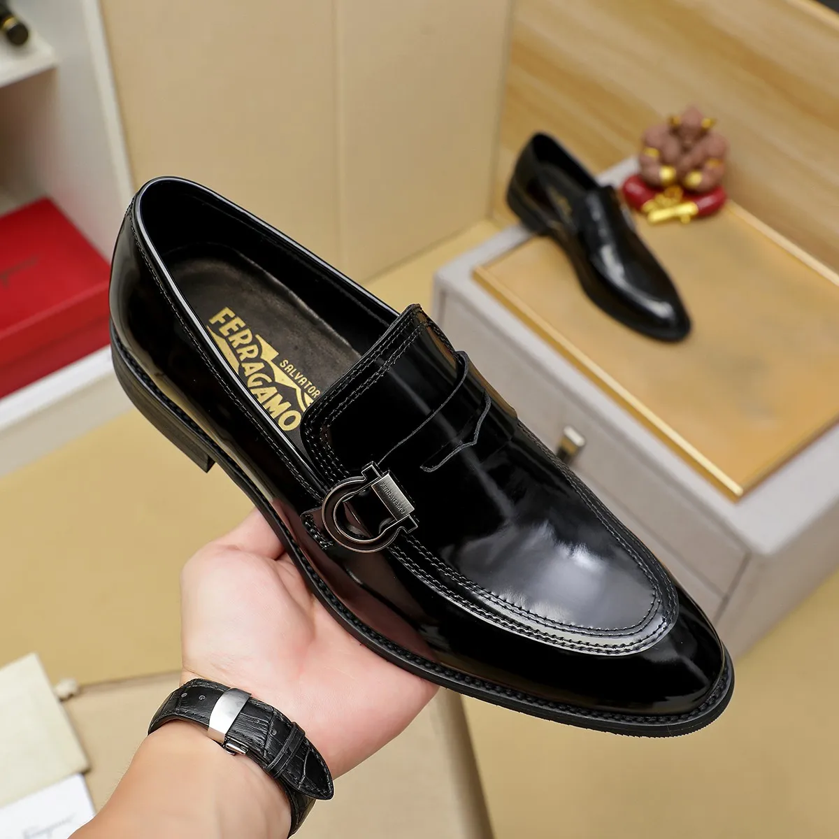 Men's shoes 💰460 Ferragamo [Ferragamo] top imported suit men's shoes 💯Original copy of the official website, product materials: selected imported embossed calfskin + luxury hardware buckle accessories ~ imported water-dyed cow 🐂 leather lining. Strong three-dimensional visual effect, original combination outsole, multiple colors available😘 Size: 39-44 (38.45.46. Customized)